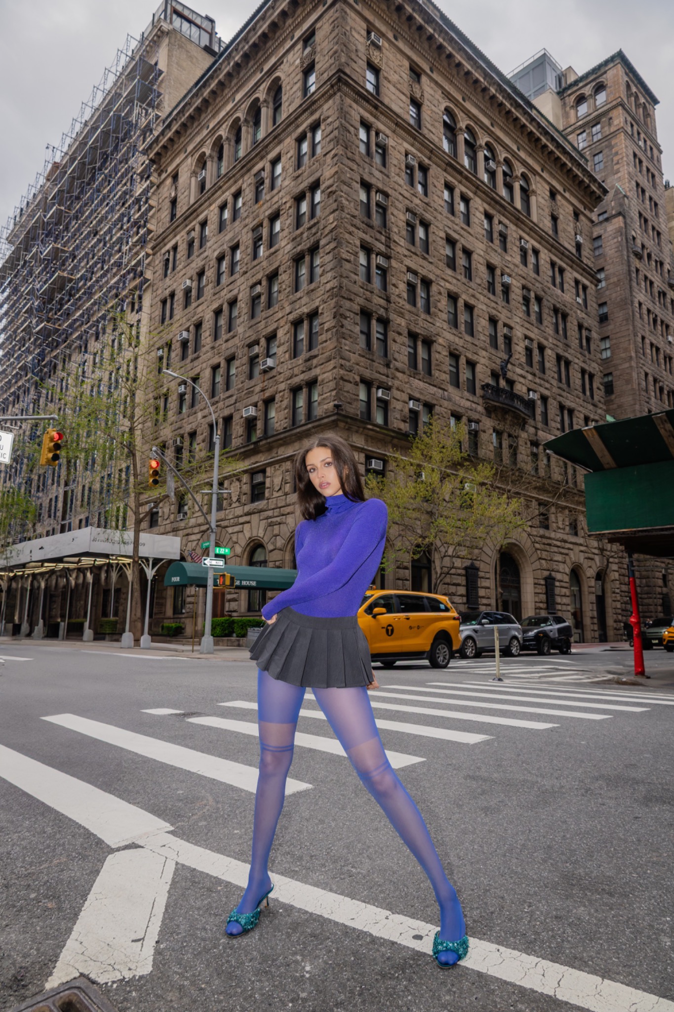 Joy Navarro street fashion editorial